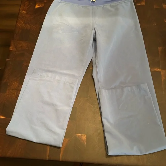 FIGS scrub pants - Picture 5 of 5